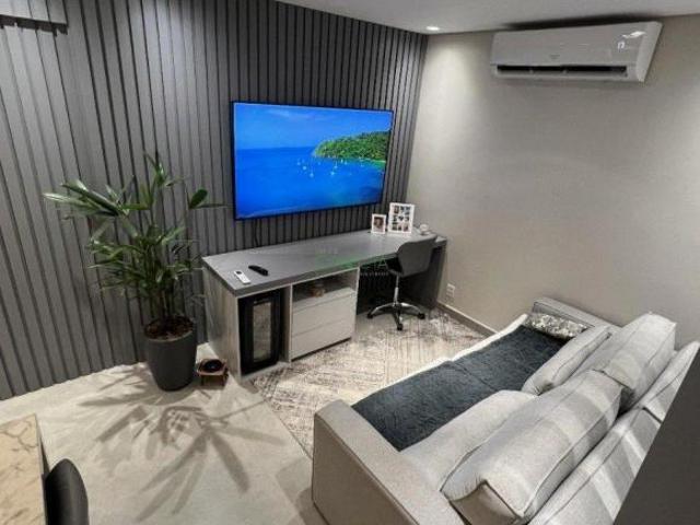 Apartamento venda em Região Geográfica Imediata de Londrina, Londrina