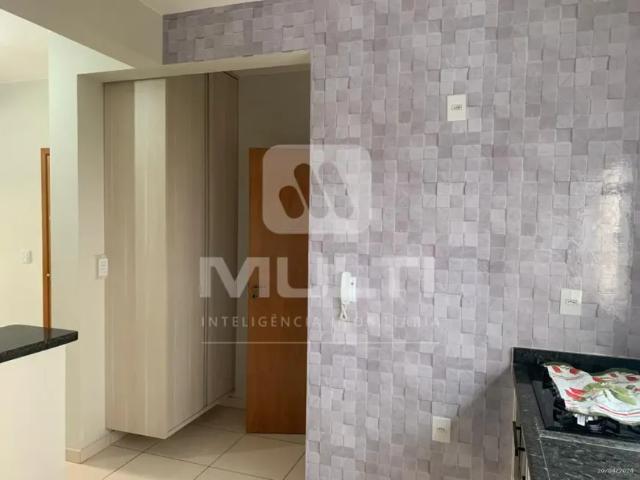 Apartamento venda em Região Geográfica Imediata de Uberlândia, Oliveira Fortes