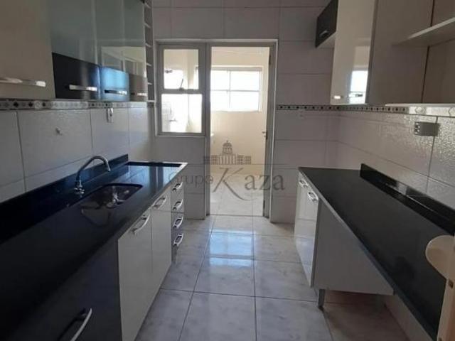 Apartamento venda em Região Imediata de São José dos Campos, Região Metropolitana do Vale do Paraíba e Litoral Norte