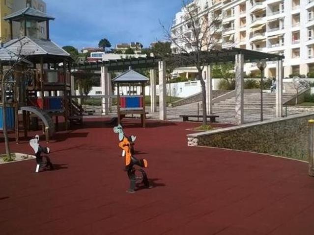 Apartamento alugar em Carcavelos, Cascais
