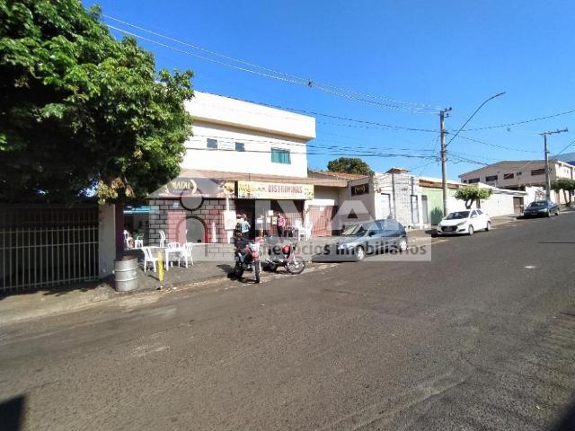 Apartamento aluguel em Região Geográfica Imediata de Uberlândia, Oliveira Fortes