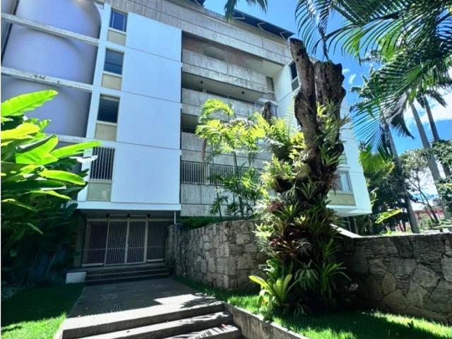 Apartamento en venta en El Pedregal, Caracas
