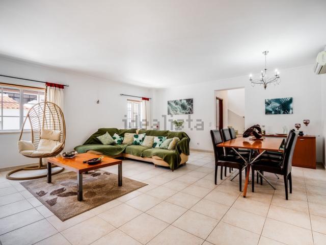 Duplex venda em Lagoa, Faro