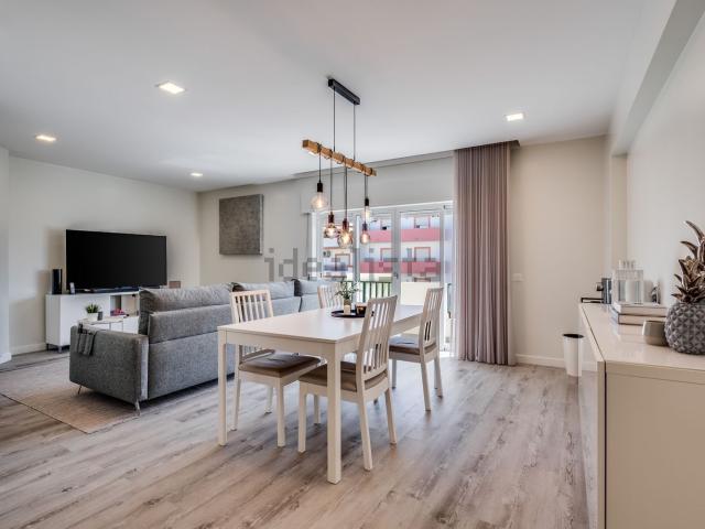 Apartamento venda em Lagoa, Faro