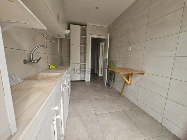 Apartamento venda em Alembrança, Almada
