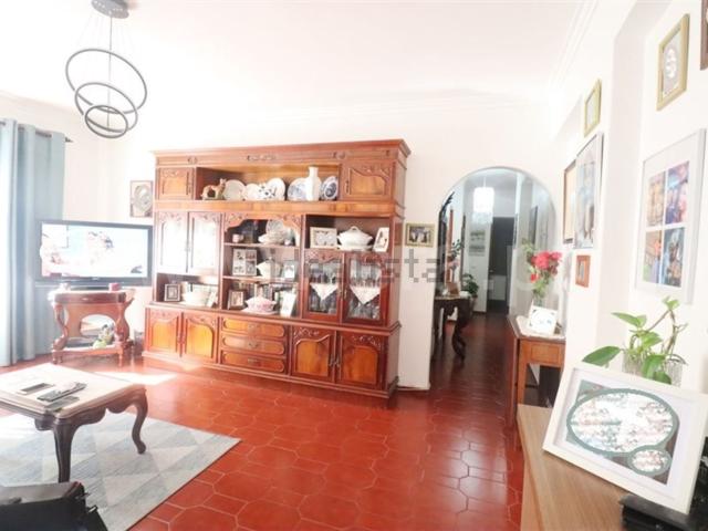 Apartamento venda em Almada, Setúbal