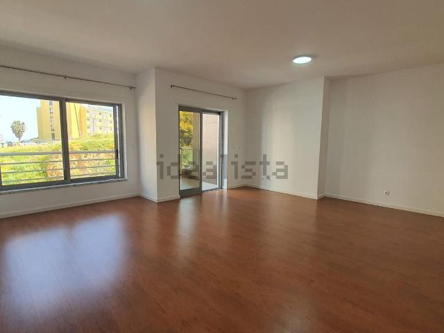 Apartamento alugar em Quinta do Janeiro, Almada