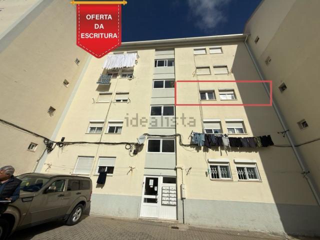 Apartamento venda em Almada, Setúbal