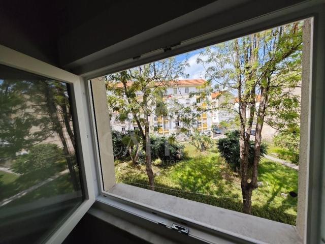 Apartamento venda em Almada, Setúbal