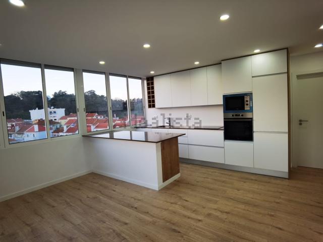 Apartamento venda em Santo António do Laranjeiro, Almada