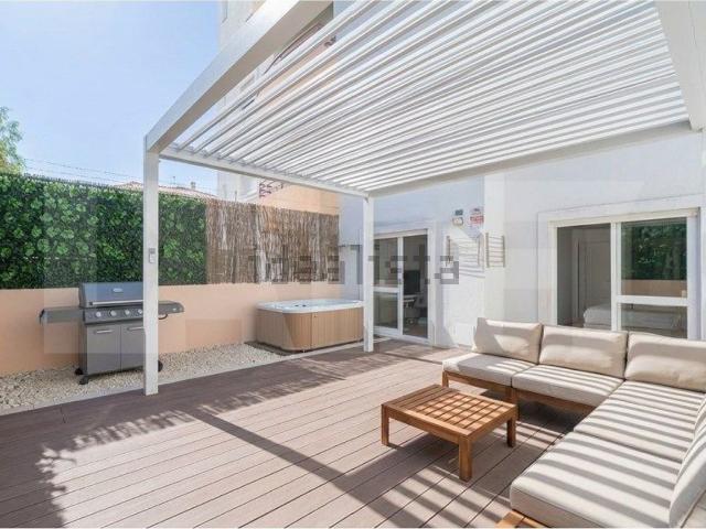 Apartamento venda em Chegadinho, Almada