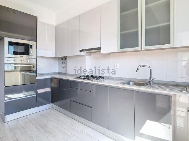 Apartamento venda em Almada, Setúbal