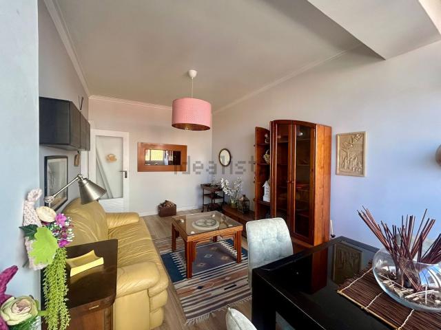 Apartamento venda em Almada, Setúbal