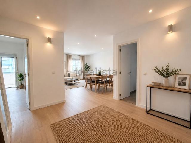 Apartamento venda em Almada, Setúbal