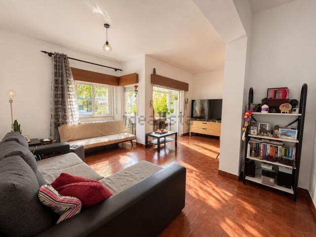 Apartamento venda em Alembrança, Almada