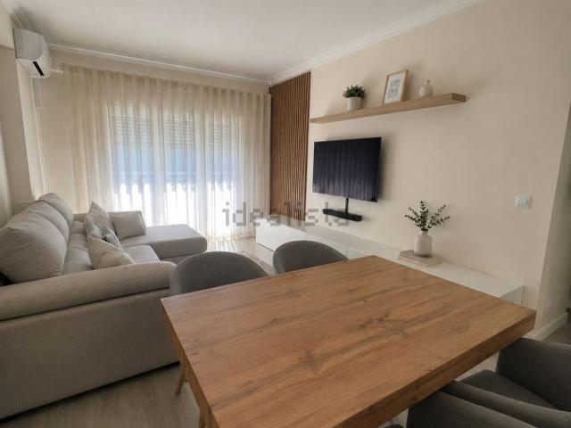 Apartamento alugar em Alto da Ponte, Almada