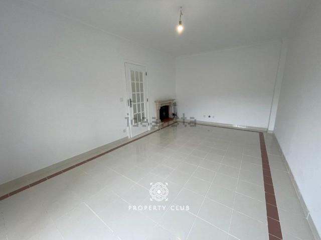 Apartamento venda em Alto da Ponte, Almada