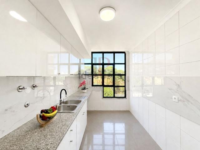 Apartamento venda em Chegadinho, Almada