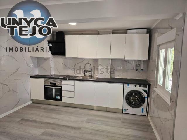 Apartamento venda em Almada, Setúbal