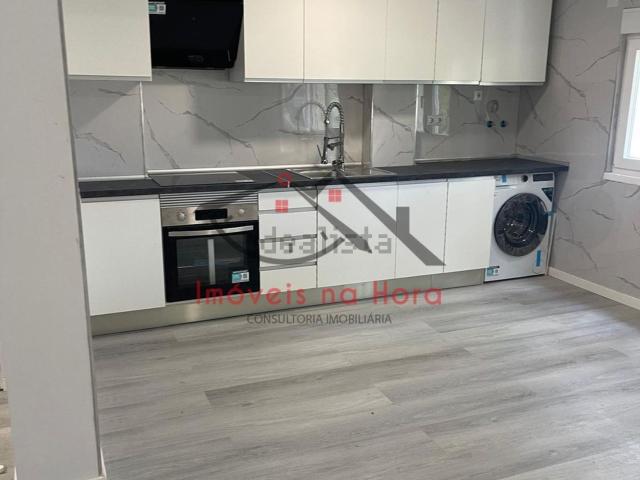 Apartamento venda em Almada, Setúbal