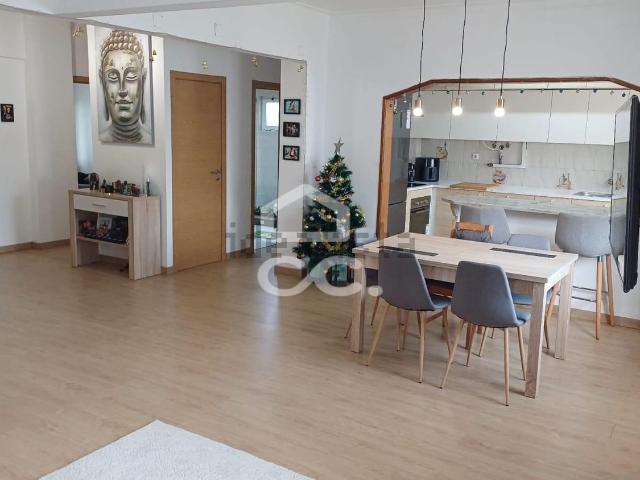 Apartamento venda em Almada, Setúbal