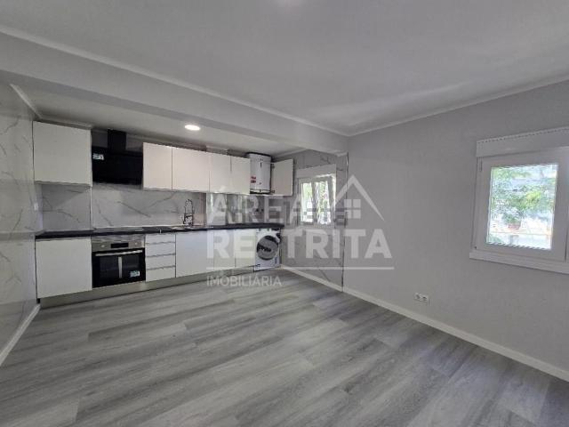 Apartamento venda em Almada, Setúbal