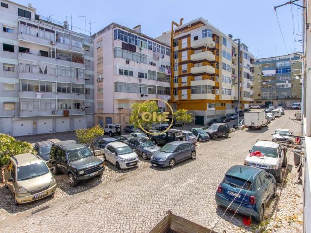 Apartamento venda em Almada, Setúbal
