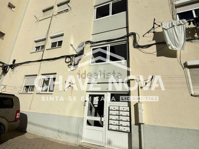 Apartamento venda em Almada, Setúbal