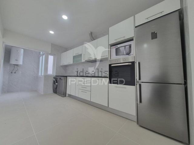 Apartamento venda em Almada, Setúbal