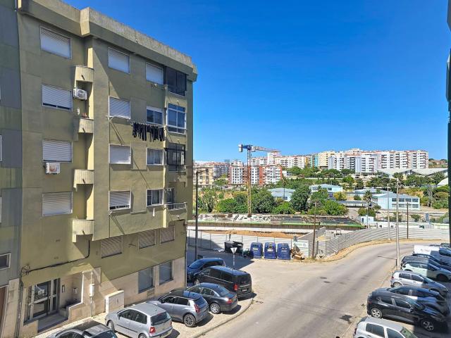 Apartamento venda em Chegadinho, Almada