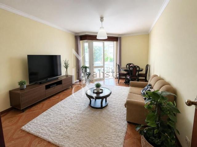 Apartamento venda em Maia, Gueifães