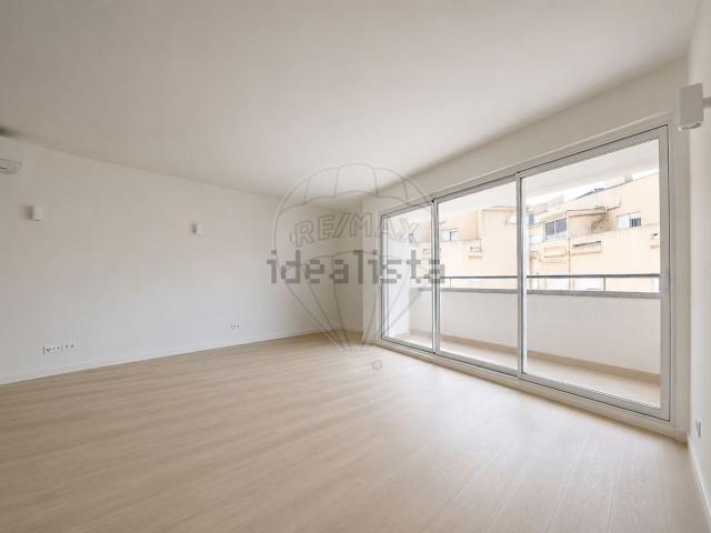 Apartamento alugar em Porto, Lordelo Do Ouro