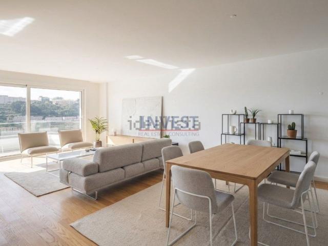 Apartamento venda em Porto, Lordelo Do Ouro