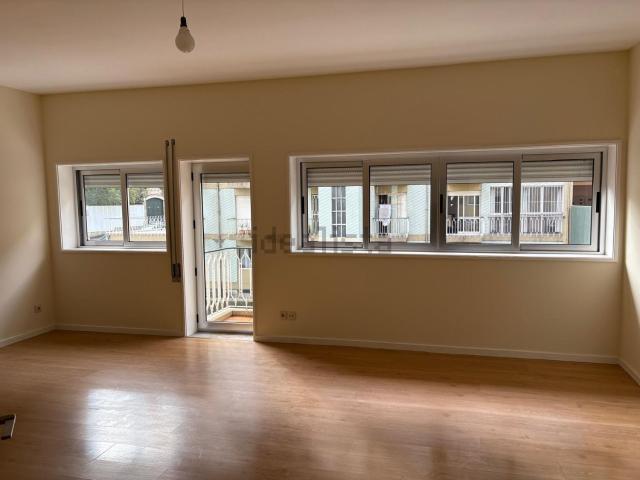 Apartamento alugar em Lordelo Do Ouro, Pena