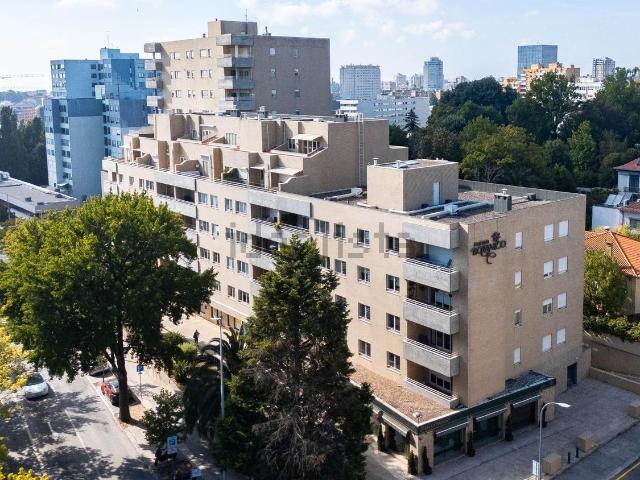 Apartamento venda em Porto, Lordelo Do Ouro