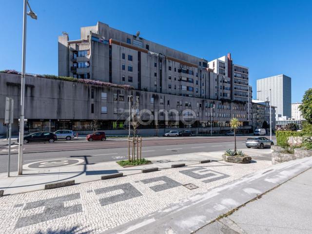 Apartamento venda em Porto, Lordelo Do Ouro