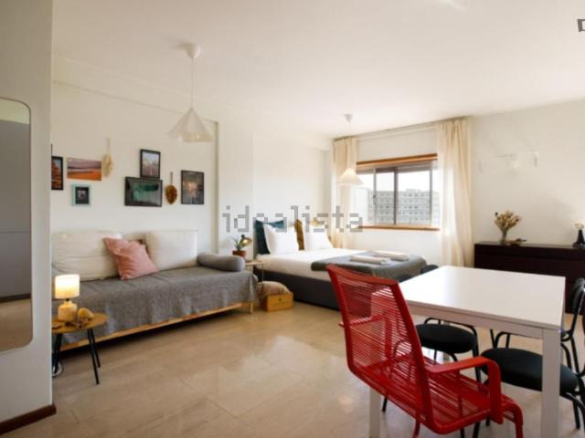 Apartamento alugar em Porto, Lordelo Do Ouro