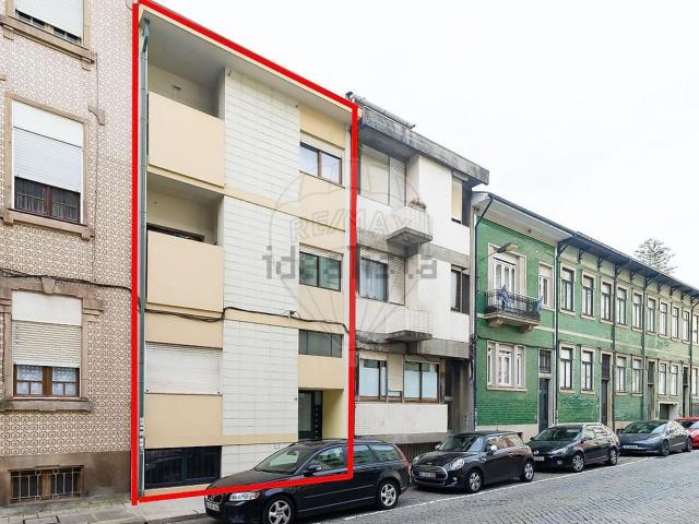 Apartamento venda em Porto, Lordelo Do Ouro