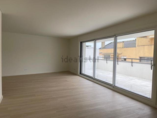 Apartamento alugar em Porto, Lordelo Do Ouro