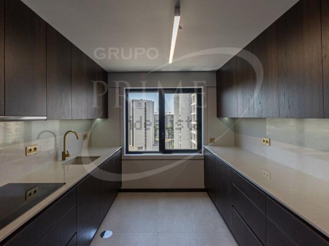 Apartamento venda em Porto, Lordelo Do Ouro