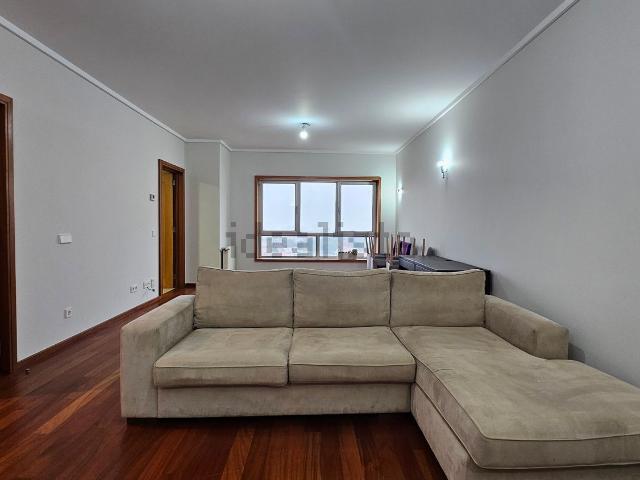 Apartamento alugar em Mouteira, Porto