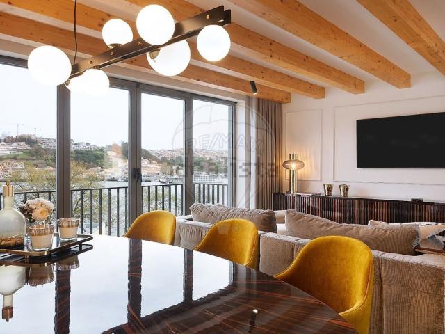 Apartamento venda em Porto, Lordelo Do Ouro