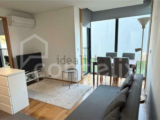 Apartamento alugar em Agramonte, Porto