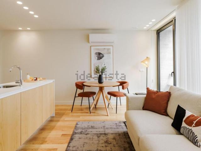 Apartamento alugar em Porto, Lordelo Do Ouro