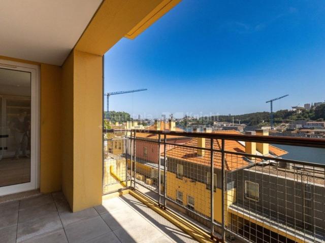 Apartamento venda em Porto, Lordelo Do Ouro