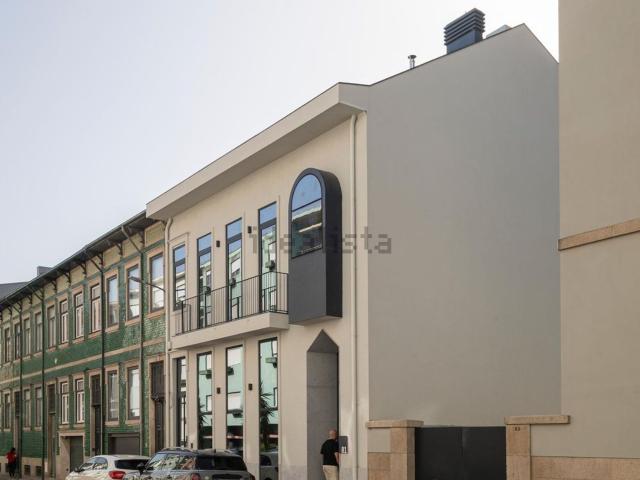 Apartamento alugar em Porto, Lordelo Do Ouro