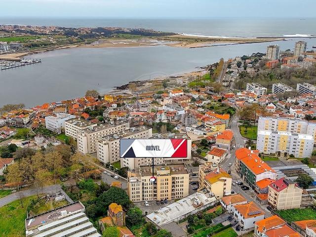 Apartamento venda em Porto, Lordelo Do Ouro