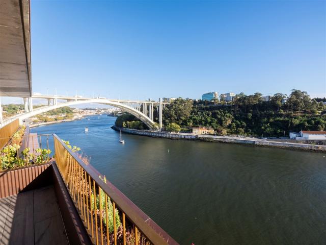 Apartamento venda em Porto, Lordelo Do Ouro