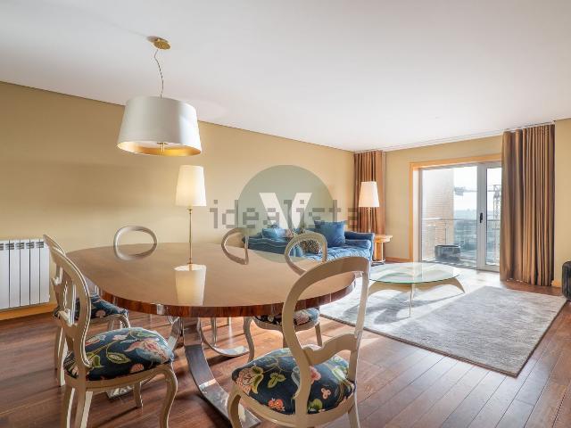 Apartamento venda em Porto, Lordelo Do Ouro