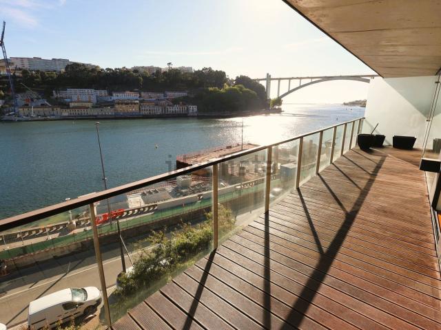 Apartamento alugar em Bicalho, Porto